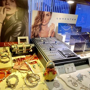 1de50   Luxenter